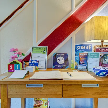 Pensjonat Rose-dene 4*