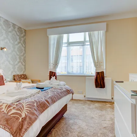 Rose-dene 4* Scarborough