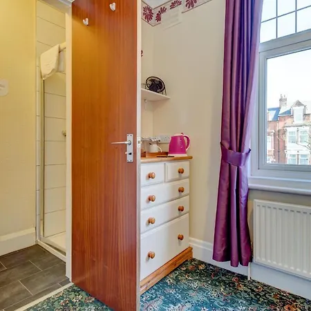 Rose-dene 4* Scarborough