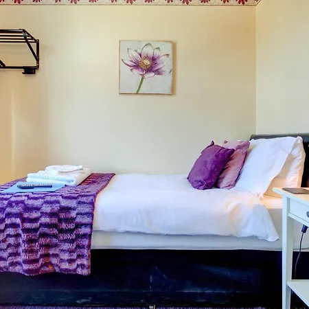 Konukevi Rose-dene 4*