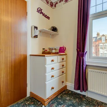 Rose-dene 4* Scarborough