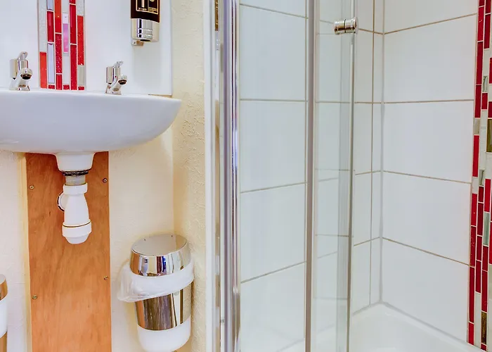 Rose-dene Guest house 4*