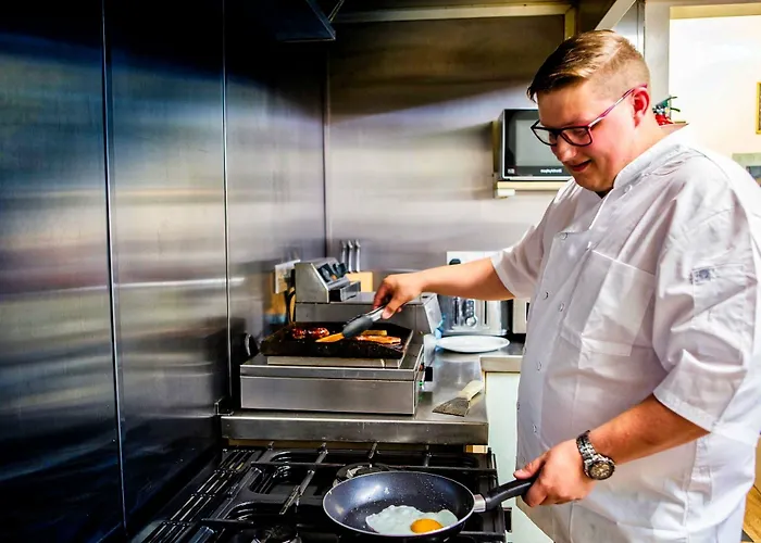 Rose-dene Guest house 4*