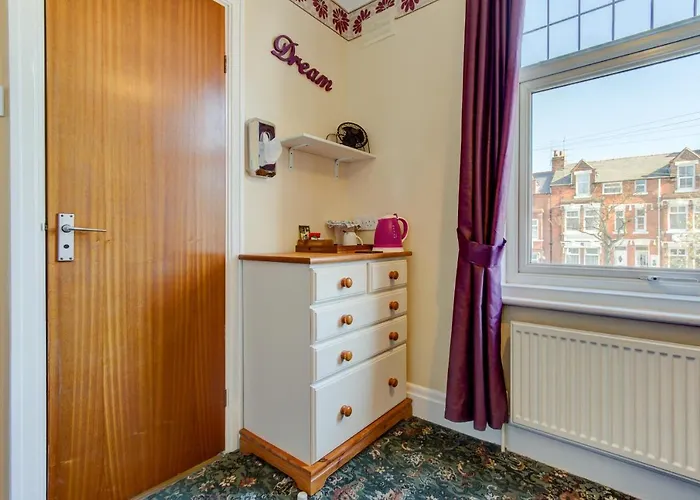 Rose-dene 4* Scarborough